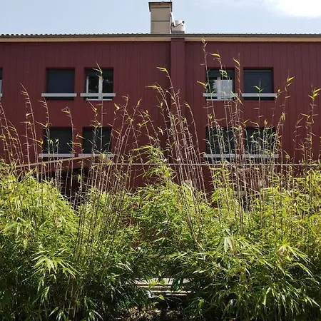 Les Rives D'allier Hotel 2*