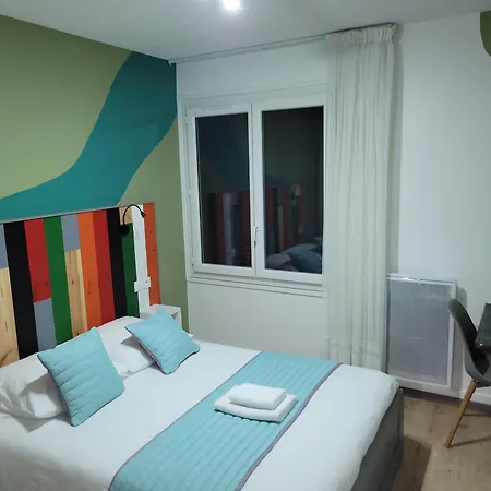 Hotel Les Rives D'allier 2*