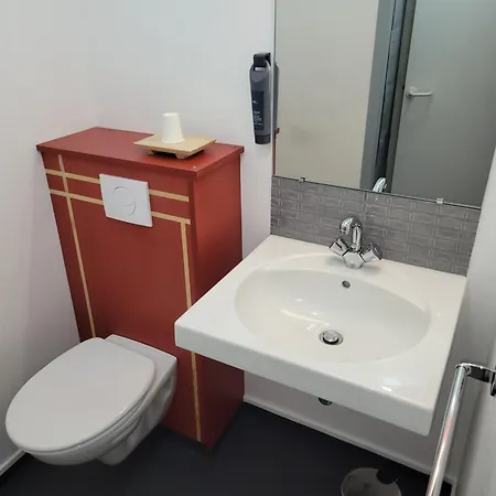 Les Rives D'allier Hotell 2*