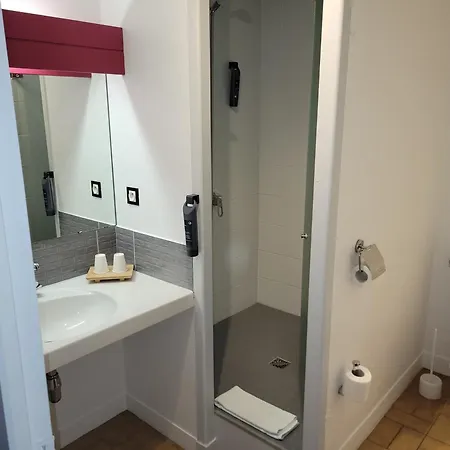 Hotell Les Rives D'allier Reilhac (Cantal)