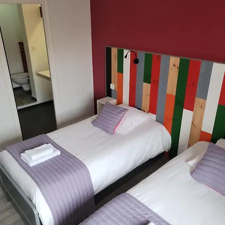 Hotel Les Rives D'allier 2*