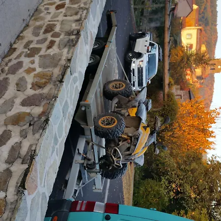 Les Rives D'allier 호텔 2*