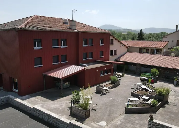 Les Rives D'allier Hotel