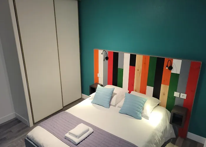 Les Rives D'allier Hotel 2*