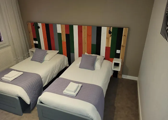 Hotel Les Rives D'allier 2*